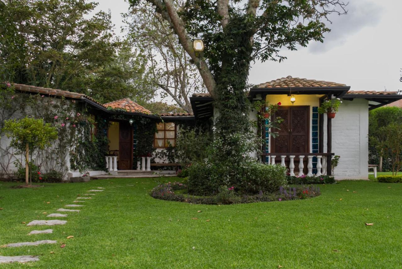 Hotel Boutique Casa De Hacienda Su Merced Puembo Bagian luar foto